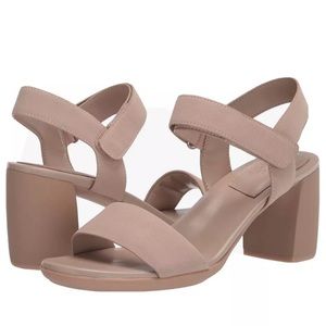 Naturalizer Women's Nxtgen-Trace Sandal size 9.5M. Cushion Bed Shoes.